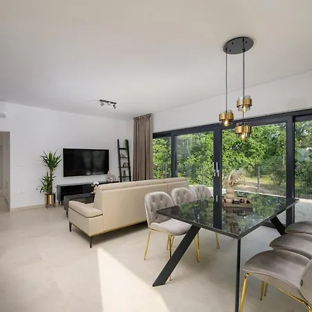Villa Palma Dorada By Istrialux *